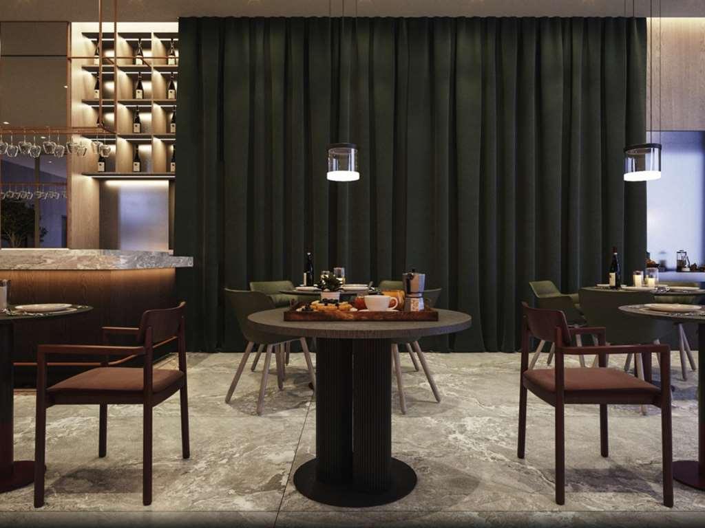 Mercure Prishtina City Pristina Restaurant billede