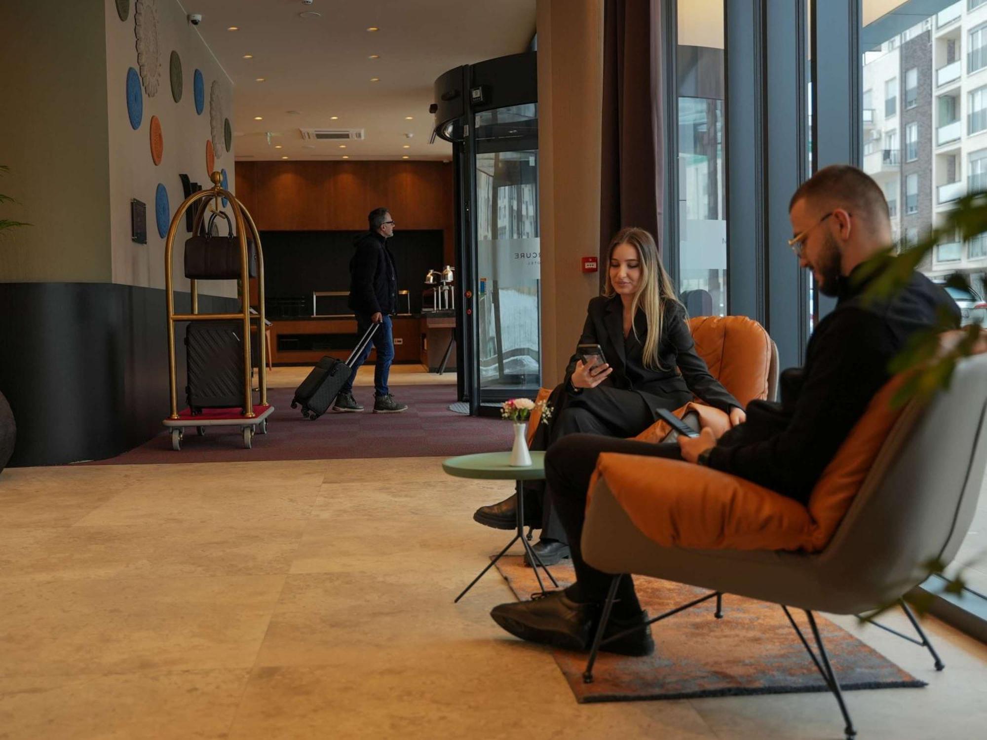Mercure Prishtina City Pristina Eksteriør billede