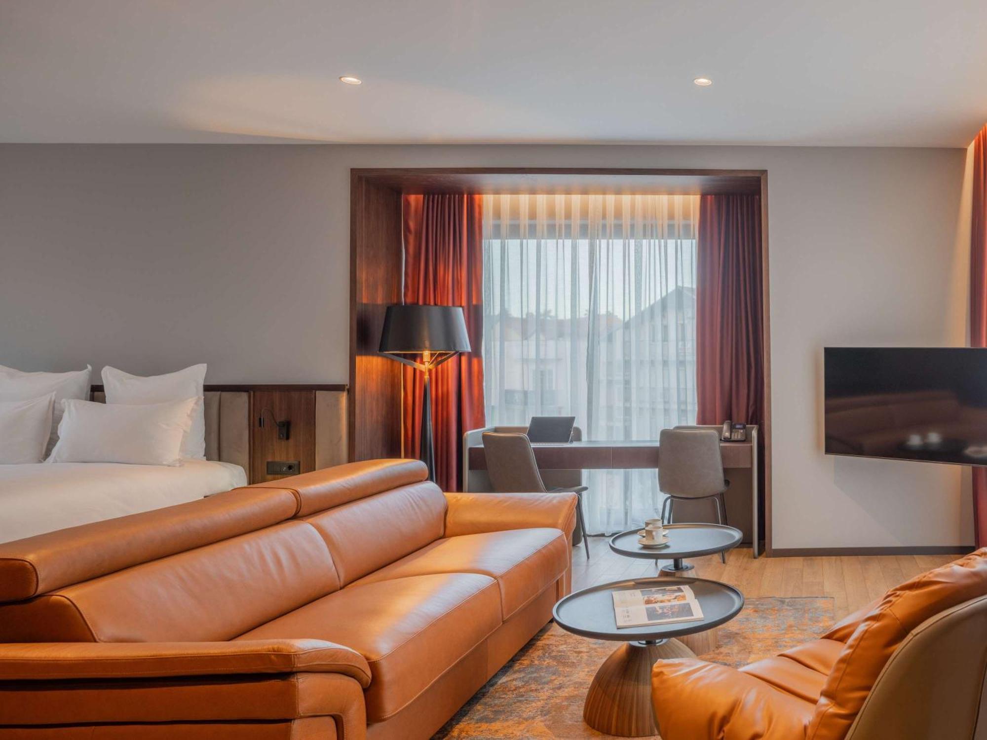 Mercure Prishtina City Pristina Eksteriør billede