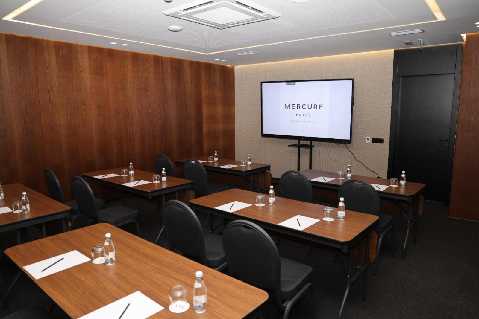 Mercure Prishtina City Pristina Eksteriør billede