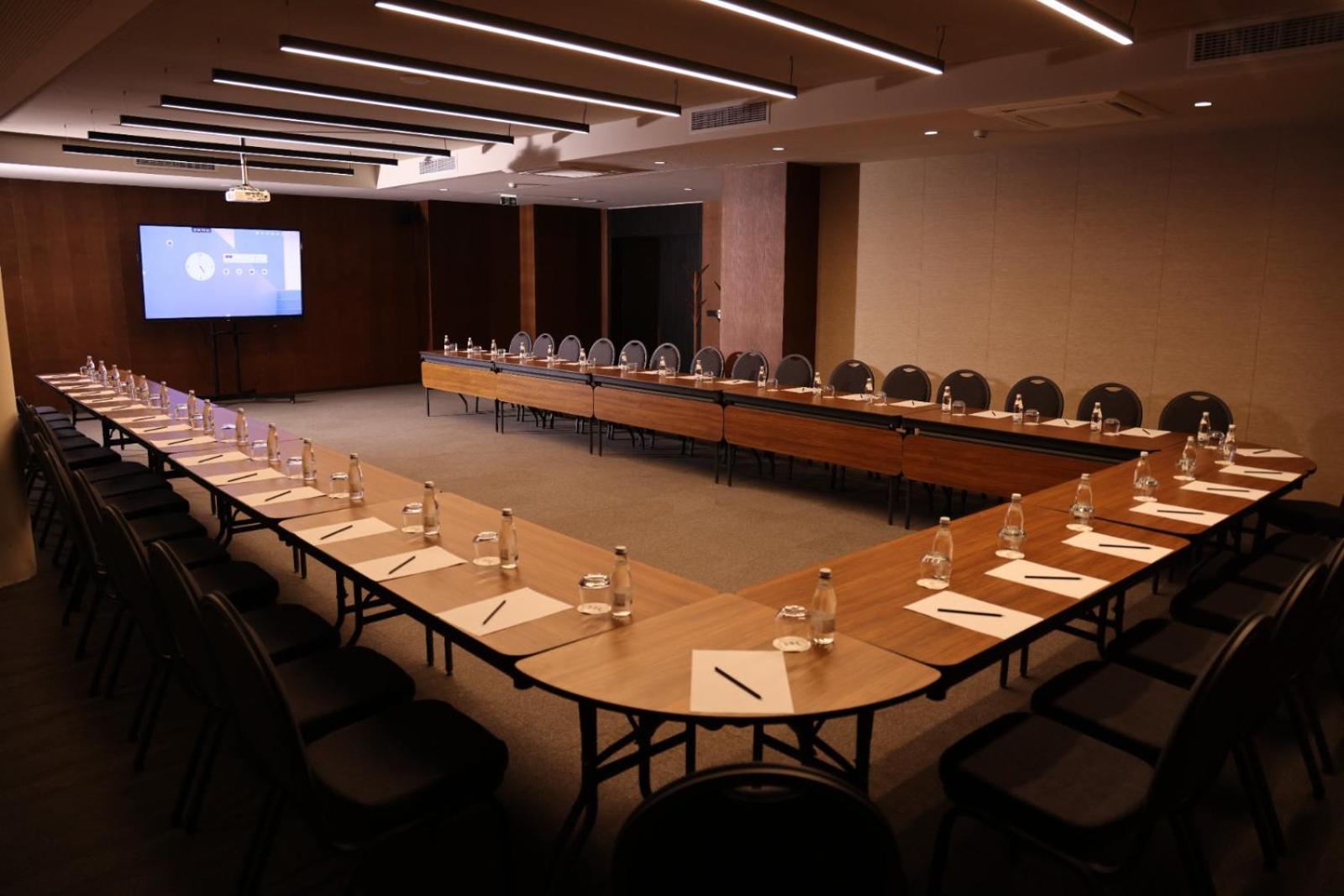 Mercure Prishtina City Pristina Eksteriør billede
